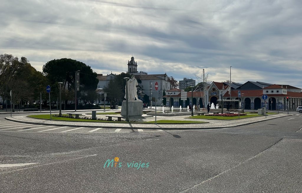 Santarém: Entre Murallas Medievales, Gótico y el Río Tajo Rua Largo Do Infante Santo en Santarém