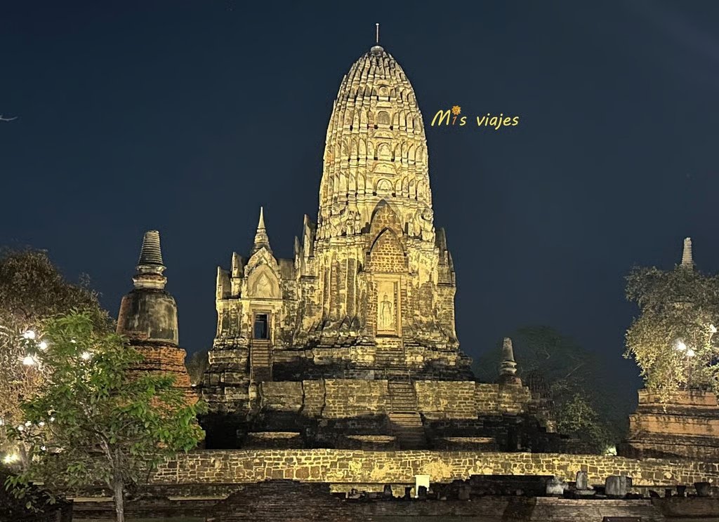 Wat Ratchaburana: El Templo Real de las Ruinas de Ayutthaya wat ratchaburana