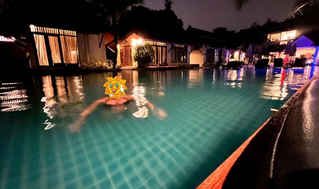 M1s Viajes disfrutando de la Piscina 