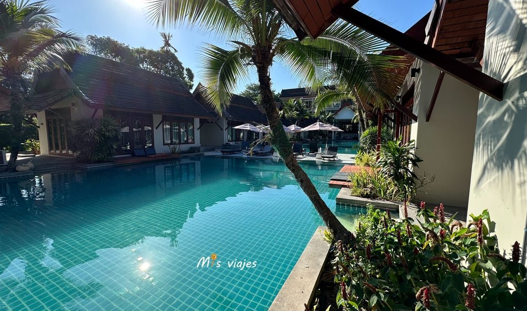 Piscina increible en L´Espirit de Naiyang en Phuket
