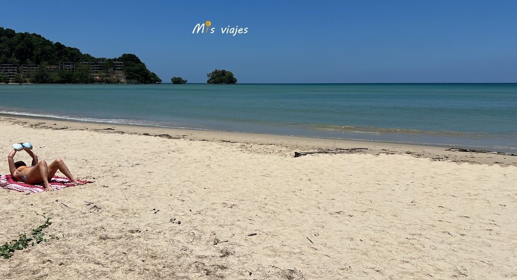 M1s Viajes disfrutando de la soledad y la tranquilidad de Naiyang Beach