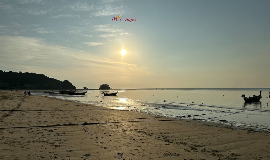 Naiyang Beach en la Isla de Phuket