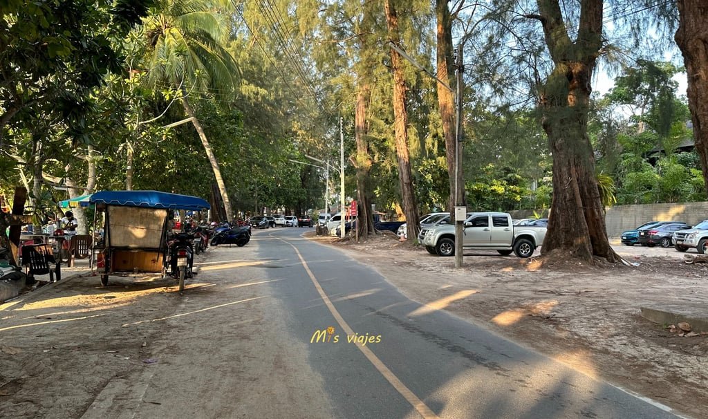 Naiyang un pueblo tranquilo en la Isla de Phuket