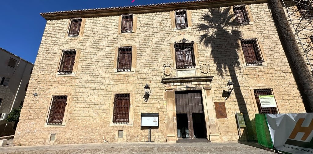 Jaén: Capital del Santo Reino img 8783 con logo aq26ko8bbqflqx7x