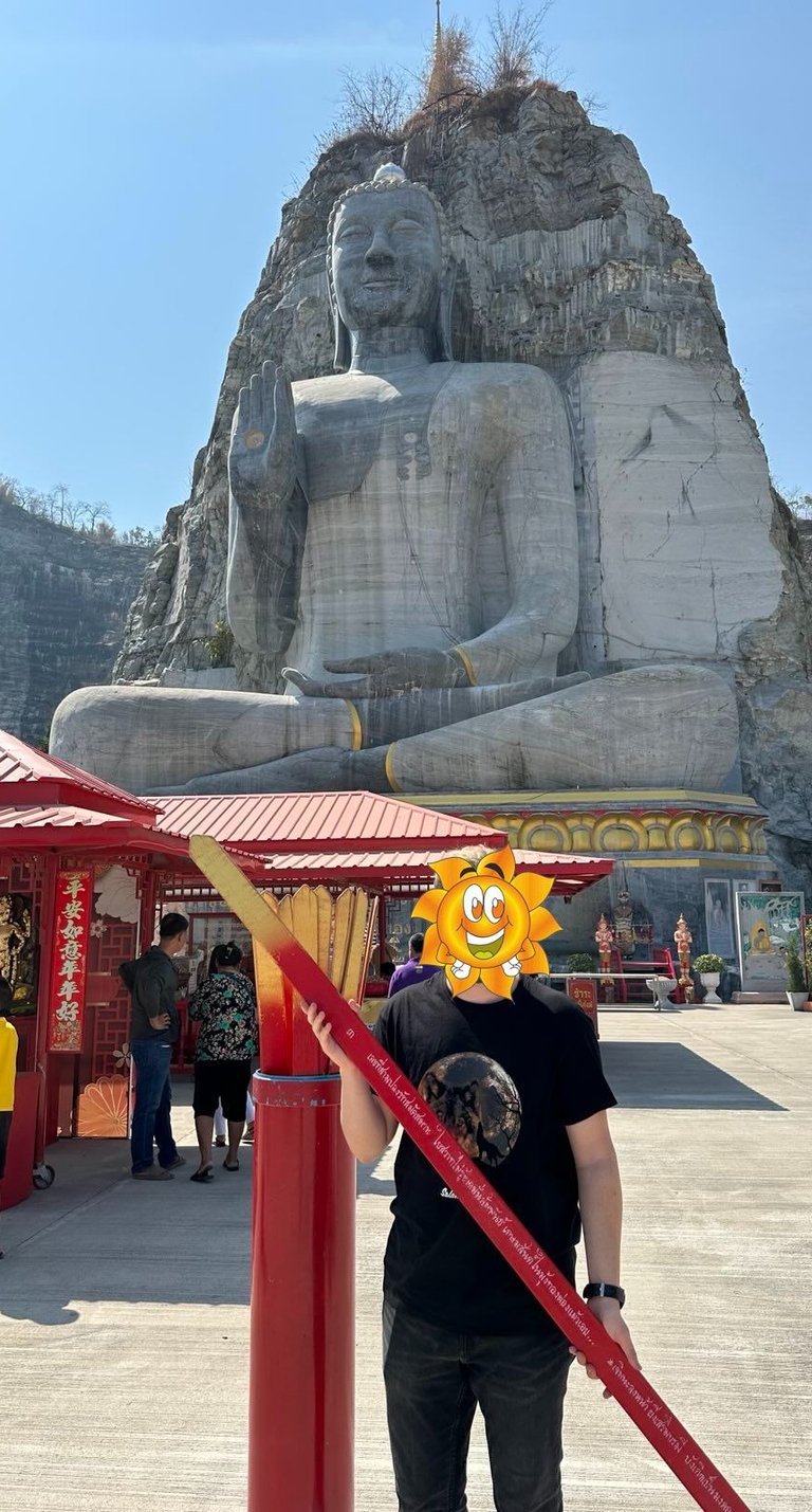 Wat Khao Tham Thiam: El Imponente Buda de U-Thong y su Paz Espiritual M1s Viajes con un Bangkae