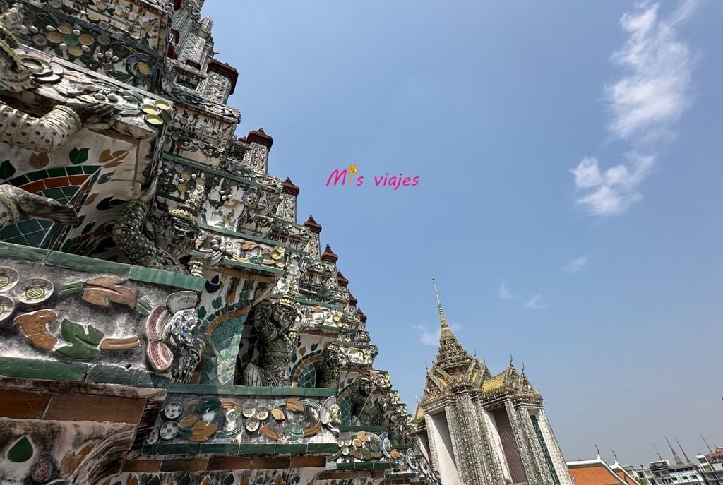 Cada rincón del Wat Arun es más increible que el anterior