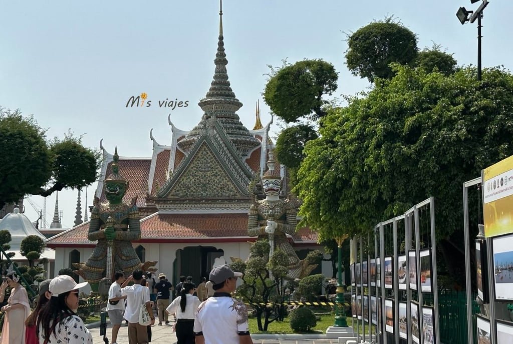 El Phaya Yak es una figura mitológica en el Wat Arun