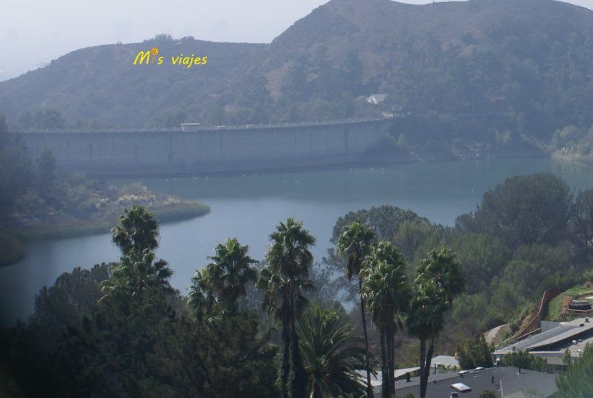 Los Ángeles: Una Ciudad de Película Panorámica de Hollywood Reservoir (Pantano de Hollywood)