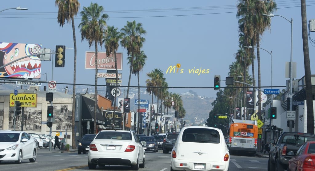 Los Ángeles: Una Ciudad de Película Santa Mónica Boulevard, en Los Ángeles.