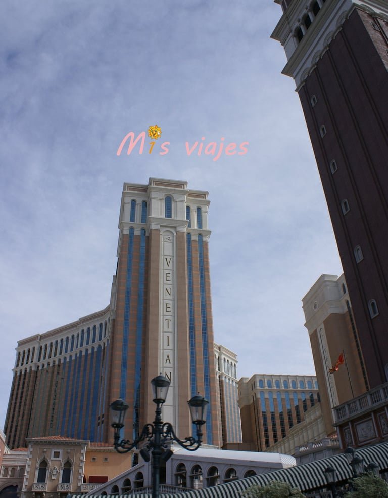 El Venetian con su puente de Rialto y su Canal, es un hotel de 5 estrellas.