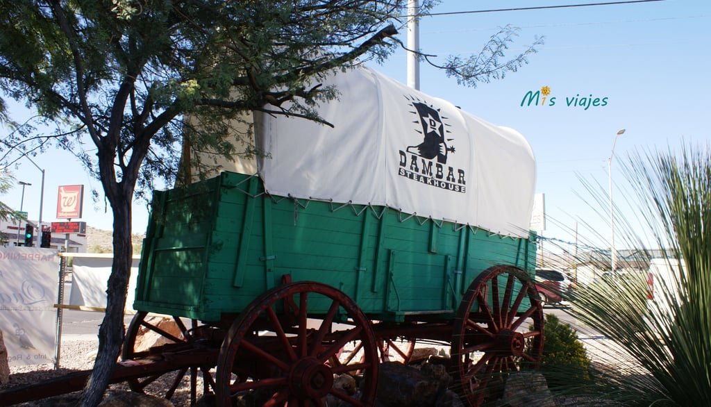 Dambar & Steak House en Kingman.