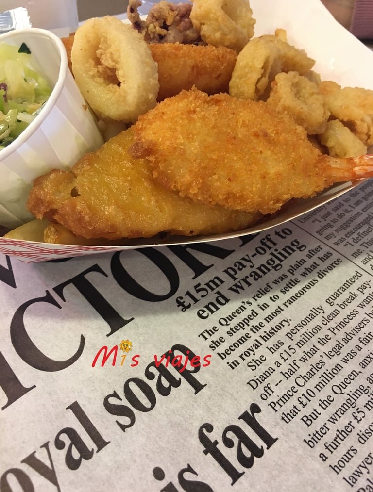 San Francisco: Su Golden Gate y sus Colinas Comida en el T´s fish and & Chips en el muelle 39